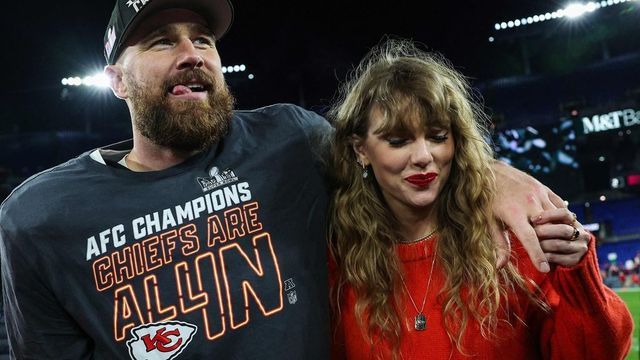 United Airlines Create Taylor Swift, Travis Kelce-Themed Super Bowl Flights