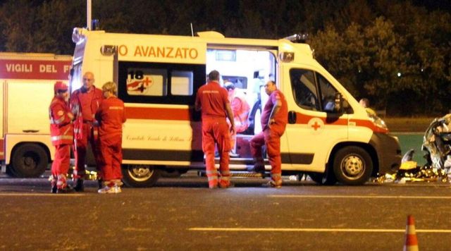 Un ragazzo di 16 anni è stato travolto e ucciso mentre era in bici nel Mantovano