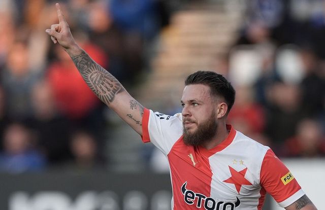Slavia může poskočit do čela, Plzeň hostí Baník