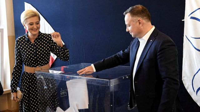 Lengyelországban győzött a Jog és Igazságosság