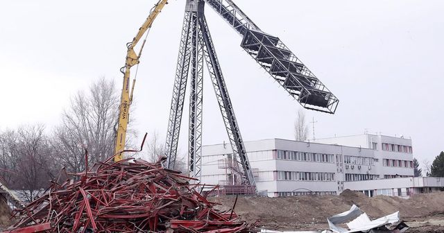Sem Karácsony, sem a kispesti polgármester nem akarja leállítani a Honvéd-stadion építését