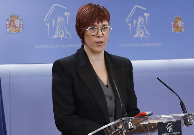 La facción mayoritaria de Compromís apuesta por abandonar el grupo parlamentario de Sumar