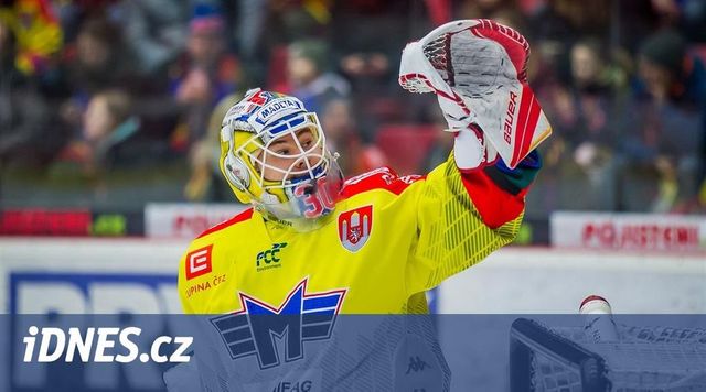 První hokejová liga končí, postupují České Budějovice