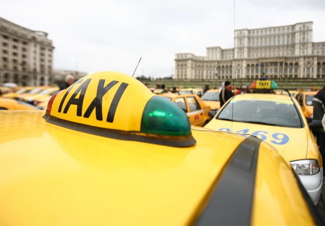 Taximetriștii cer respectarea legii în România și sancționarea celor care încalcă legea