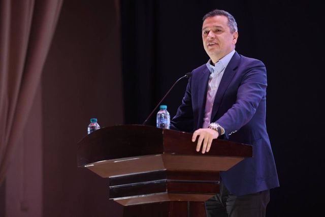 Sorin Grindeanu atac la Ilie Bolojan: Nu suntem în Coreea de Nord să aplaudăm toți