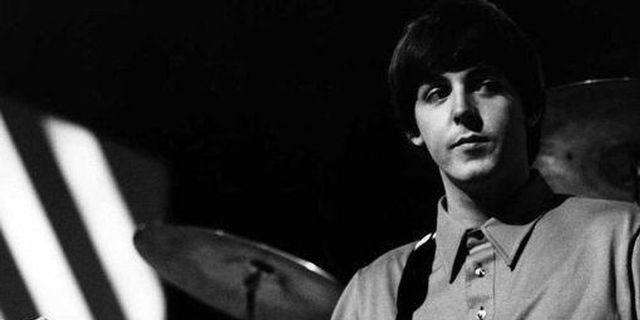 Paul McCartney visszakapta fél évszázada ellopott hangszerét