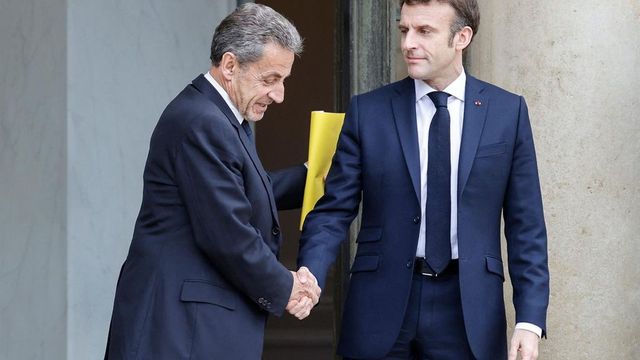 Macron recibe a Sarkozy en el Elíseo antes de su entrada en prisión