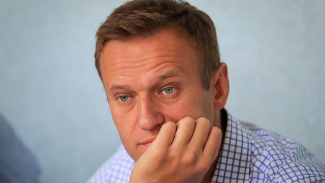 Навальный останется в Германии до завершения курса реабилитации