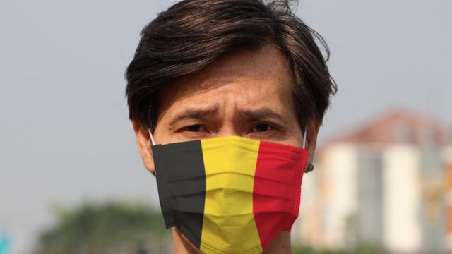 Masca devine obligatorie în Belgia, inclusiv în spațiile deschise aglomerate