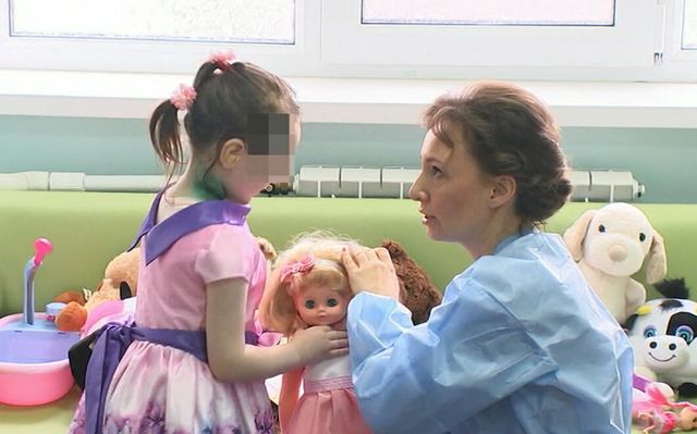 Девиантологи рассказали о будущем девочки-маугли