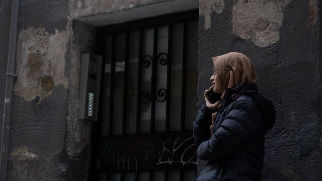 Junts, partidario de prohibir el velo islámico en las escuelas y el burka en la calle