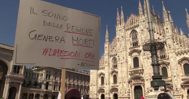 Milano in piazza, 'commissariate sanità'