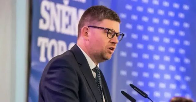 Náměstek pražského primátora Pospíšil ustál hlasování o odvolání