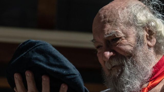 Muere a los 77 años el actor Juan Mandli, referente del teatro valenciano y conocido por series como 'Hospital Central'