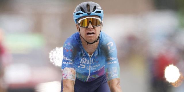 Tour de France: Clarke vince la quinta tappa, Van Aert resta maglia gialla