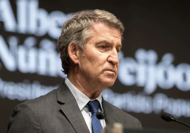 Feijóo ata un congreso de paz interna que deja en el aire los pactos con Vox y Junts