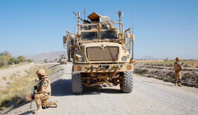 Doi militari români, răniți în Afganistan