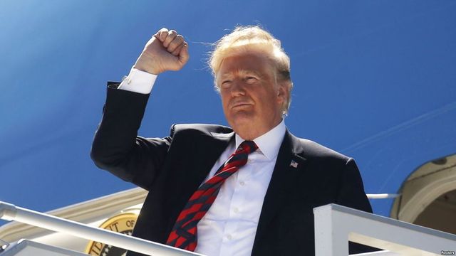Трамп подверг критике современные самолеты - слишком сложно управлять
