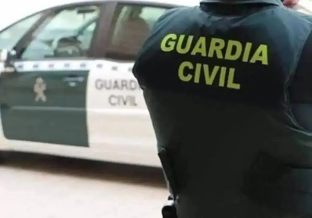Un menor de 16 años acuchilla a su padrastro en Murcia