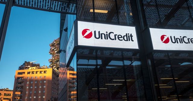 Unicredit a rischio sanzioni per violazioni antitrust, il titolo peggiora in Borsa