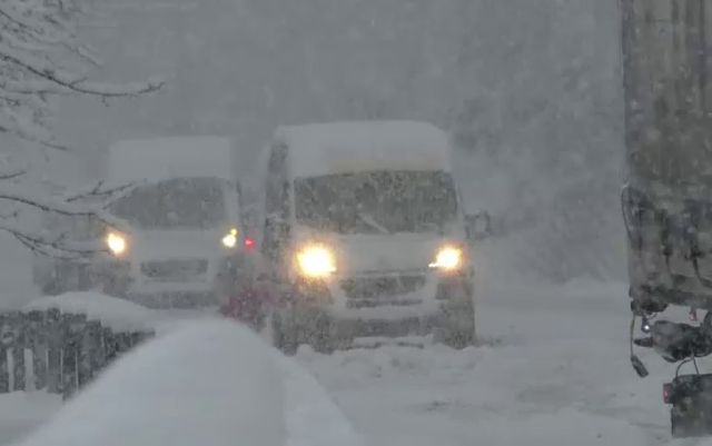 Turiști români, blocați de zăpadă, în Bulgaria