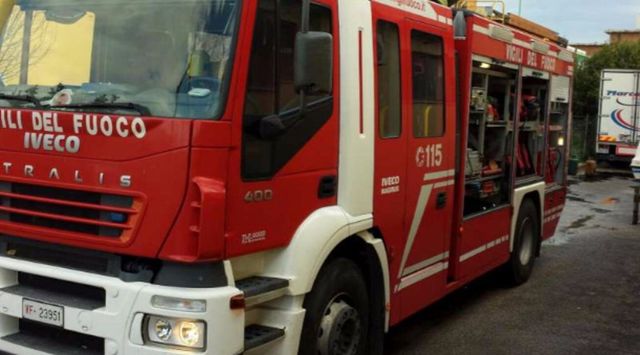 Esplosione in azienda di manutenzione impianti e bombole a gas a Latina Scalo, due morti