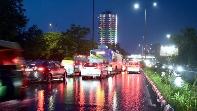 IMD issues red alert for heavy rains for three districts of Himachal Pradesh