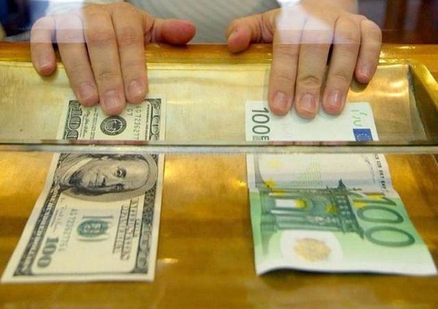 Sumă record de remitențe: În primele două luni ale anului curent moldovenii au trimis acasă 219 milioane de dolari