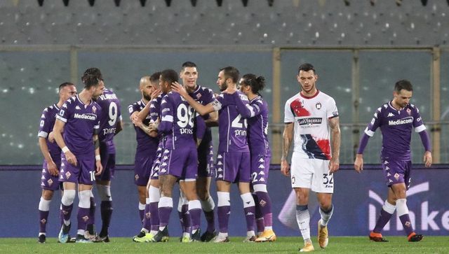 Fiorentina-Crotone 2-1, Bonaventura e Vlahovic rialzano i viola