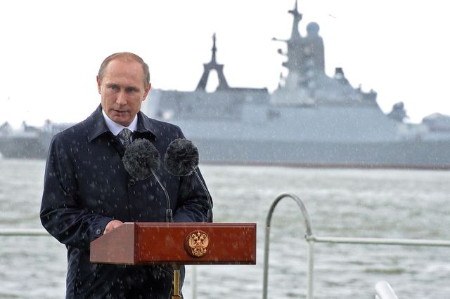 Marina militara rusa va fi dotata cu arme nucleare hipersonice si cu drone submarine