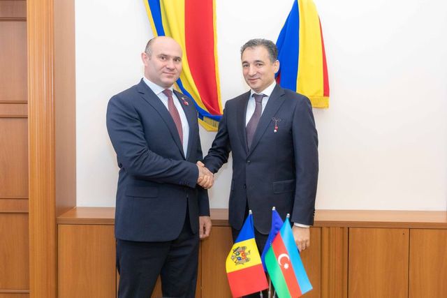 Ministrul de Interne a discutat cu Ambasadorul R. Azerbaidjan în Moldova