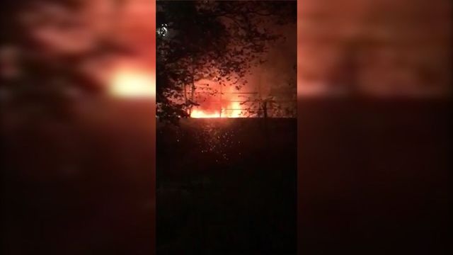 Mașină cuprinsă de flăcări în sectorul Ciocana din Capitală