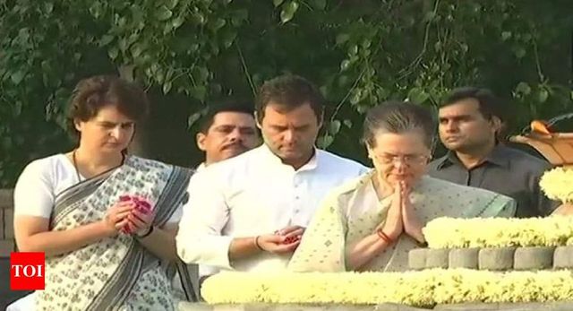 Sonia, Rahul, Priyanka pay tribute to Rajiv Gandhi on death anniversary