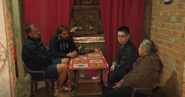 Asia Express 14 octombrie 2025 – Cine a câștigat imunitatea. Alexa și Tamaș, impresionați de povestea gazdei