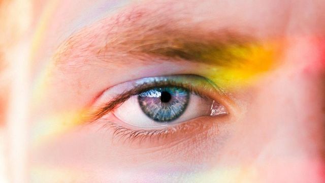 O companie germană anunță că a dezvoltat o aplicație care identifică persoanele infectate cu Covid prin scanarea ochilor