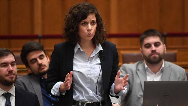 Lemond országgyűlési képviselői mandátumáról Orosz Anna