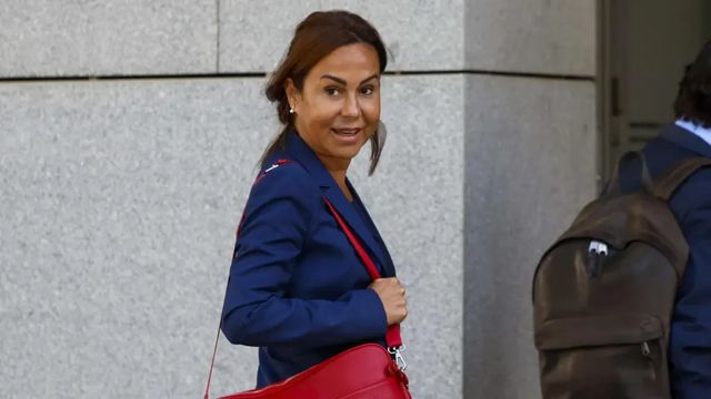 El juez retira el pasaporte a Pardo de Vera y al exdirector de Carreteras acusado de amaños