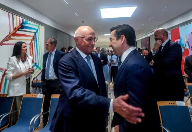Sabadell ultima otro pago de dividendos a la espera de que BBVA mueva ficha