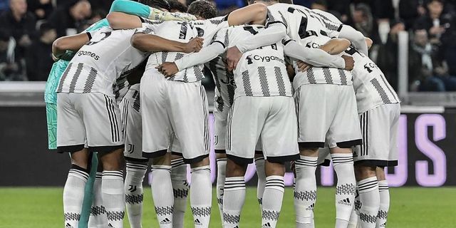 Kizárták a Juventust a Konferencia-ligából