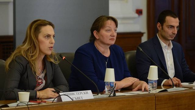 Работодателите оспорват 610 лв минимална работна заплата