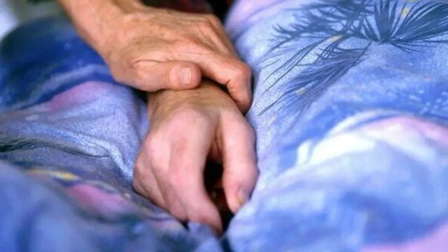 Fine vita: Consulta conferma casi non punibilità, ora legge