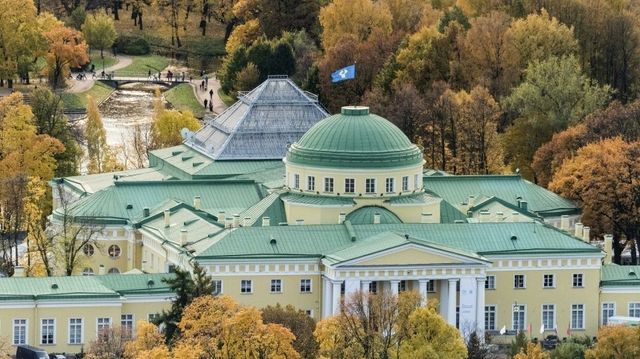 Растения оранжереи Таврического сада в Петербурге спасены от холода