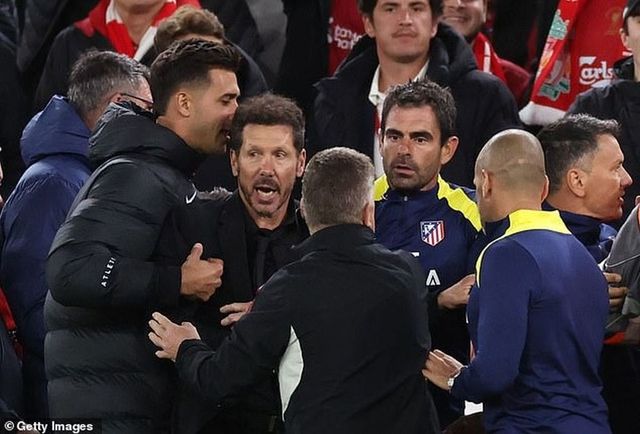 Diego Simeone, la un pas de bătaie la Liverpool