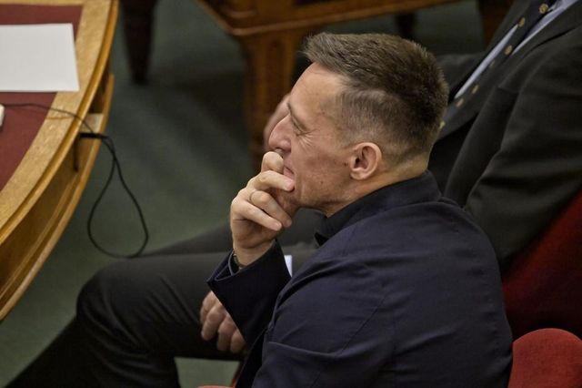 Rogán Antal módosítaná a nemzetbiztonsági szolgálatokról szóló törvényt