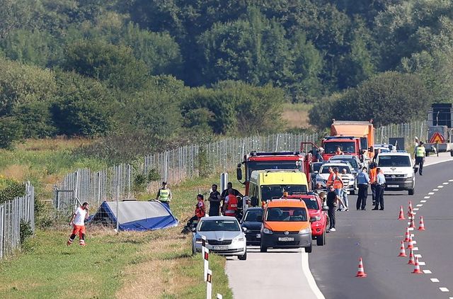Croazia: incidente in autostrada per bus polacco, almeno 11 morti