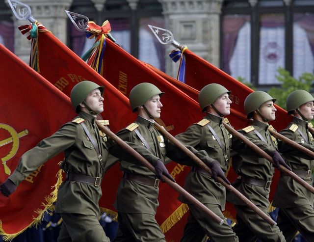 Русия провежда военния парад за Деня на победата на 24 юни