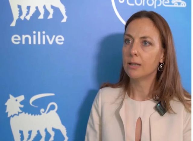 Carburanti, ad Enilive: “Biocarburanti già pronti per contribuire a decarbonizzazione trasporti”