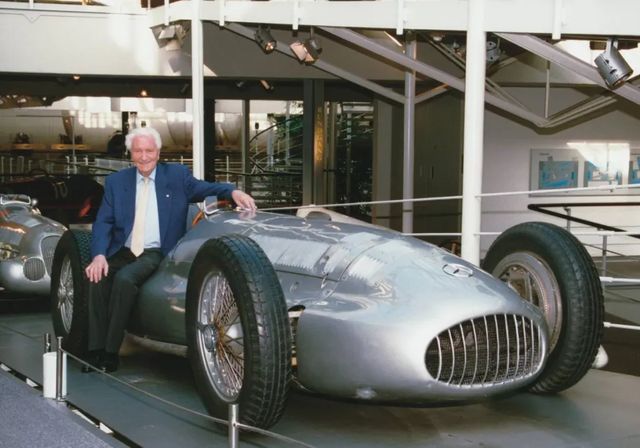 La sorprendente vida de Manfred von Brauchitsch: piloto, ¿espía? y figura en dos Alemanias