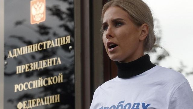 Arrestati cinque collaboratori di Navalny