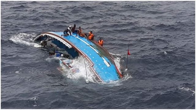Merchant vessel rescues 6 Sri Lankan fishermen